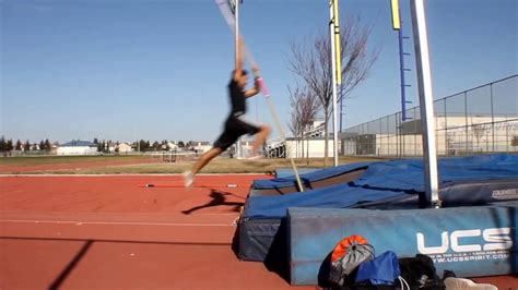 poevault|pole vault for beginners.